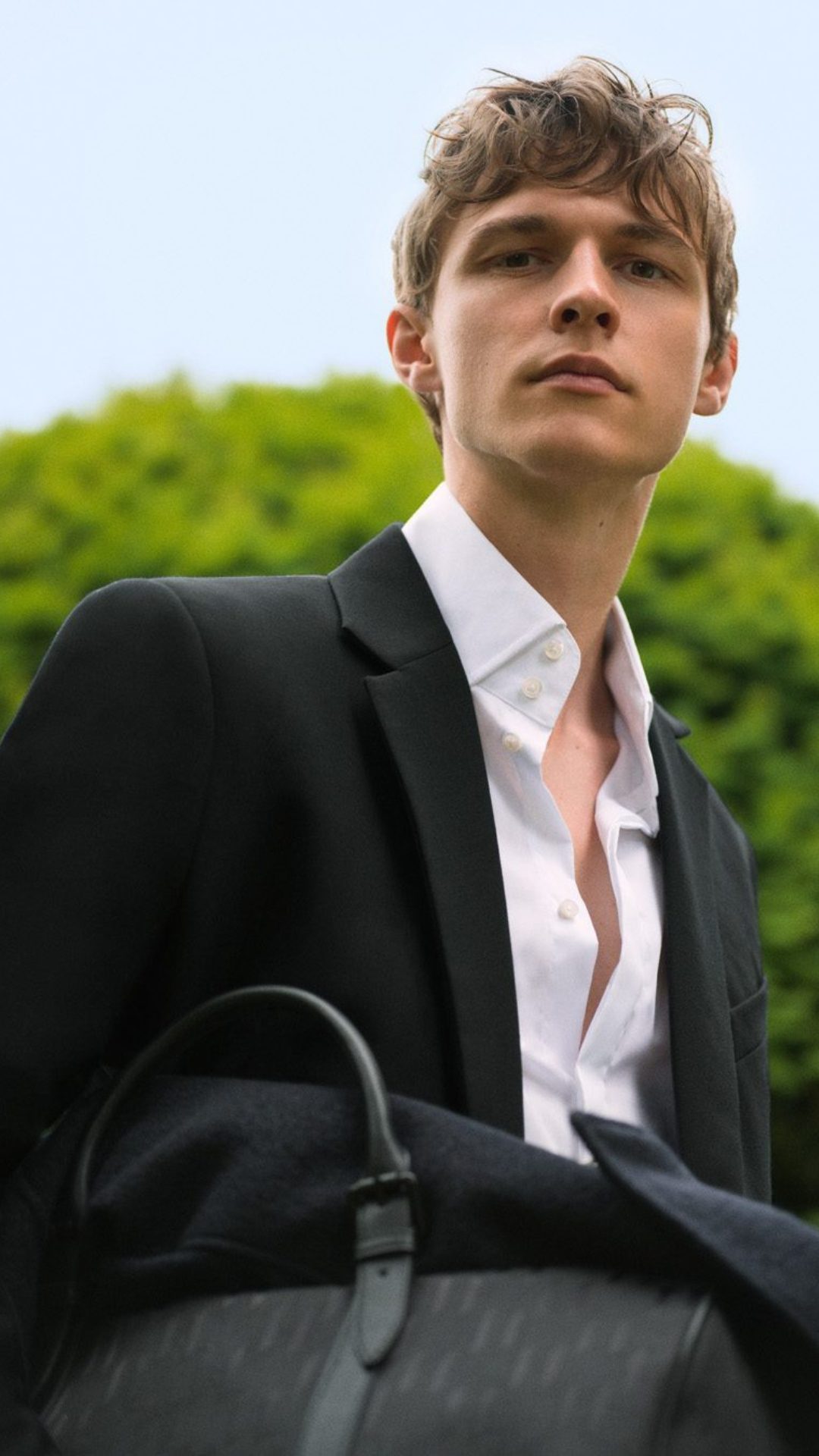 Impeccable Tailoring from Karl
